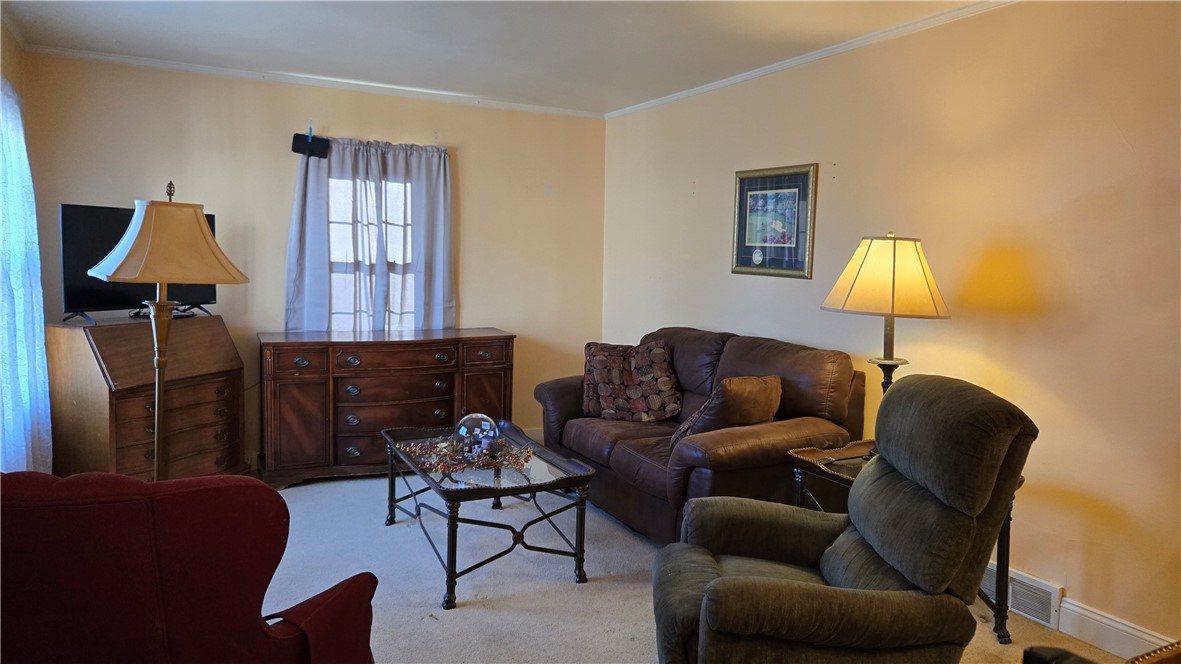 1217 Hillcrest Avenue