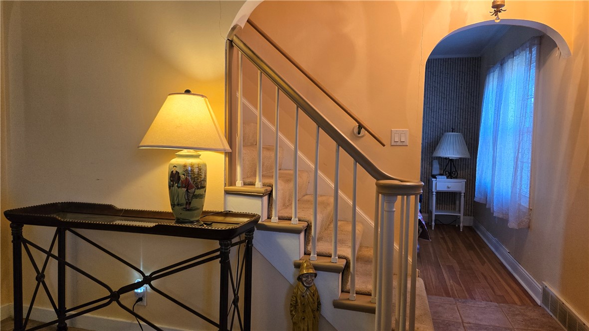 1217 Hillcrest Avenue