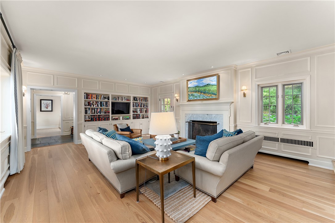 Edgeworth, Pennsylvania 15143, United States, 5 Bedrooms Bedrooms, ,4 BathroomsBathrooms,Residential,Active,203180