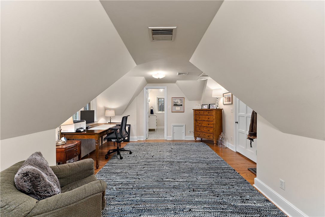 Edgeworth, Pennsylvania 15143, United States, 5 Bedrooms Bedrooms, ,4 BathroomsBathrooms,Residential,Active,203180