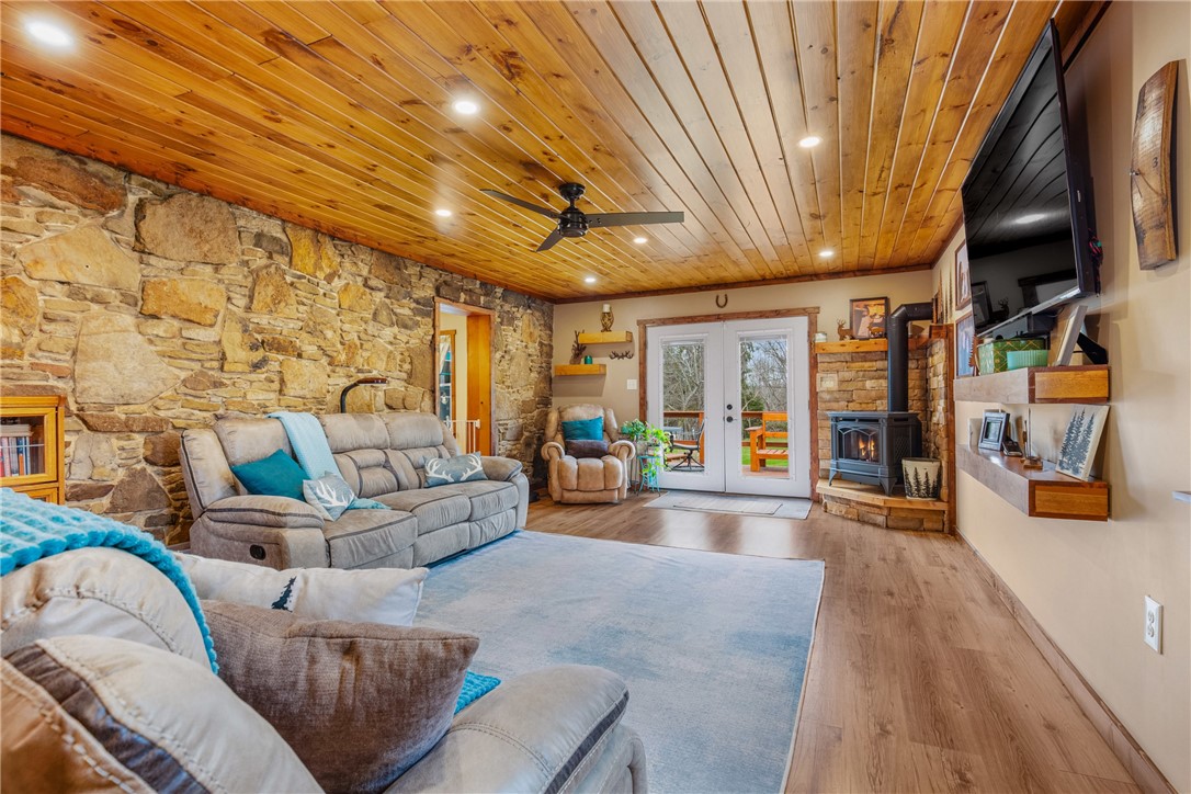 408 Byers Road Rd, Somerset, Pennsylvania image 25