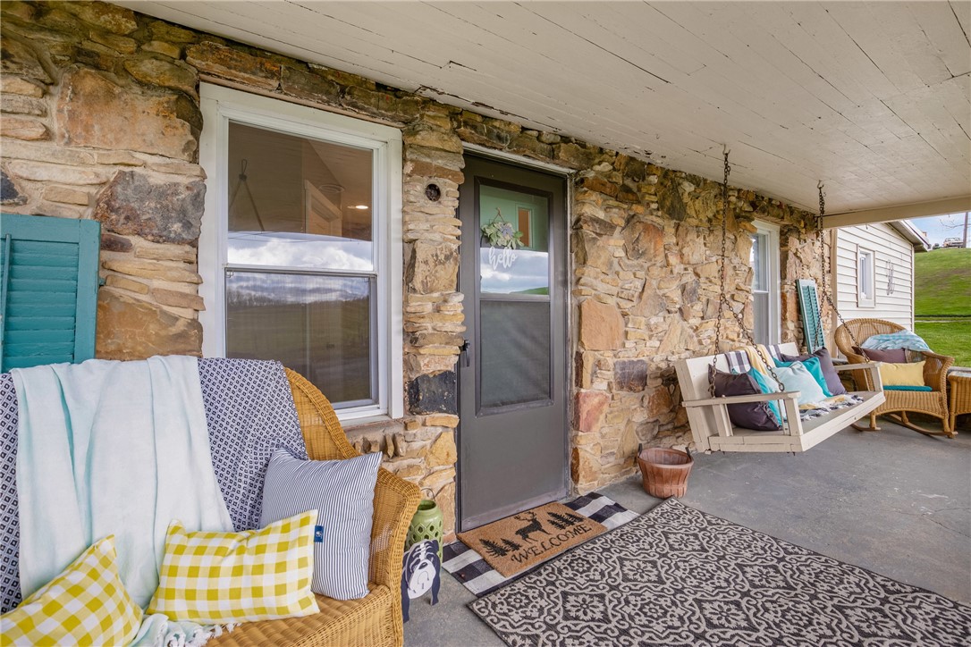 408 Byers Road Rd, Somerset, Pennsylvania image 7