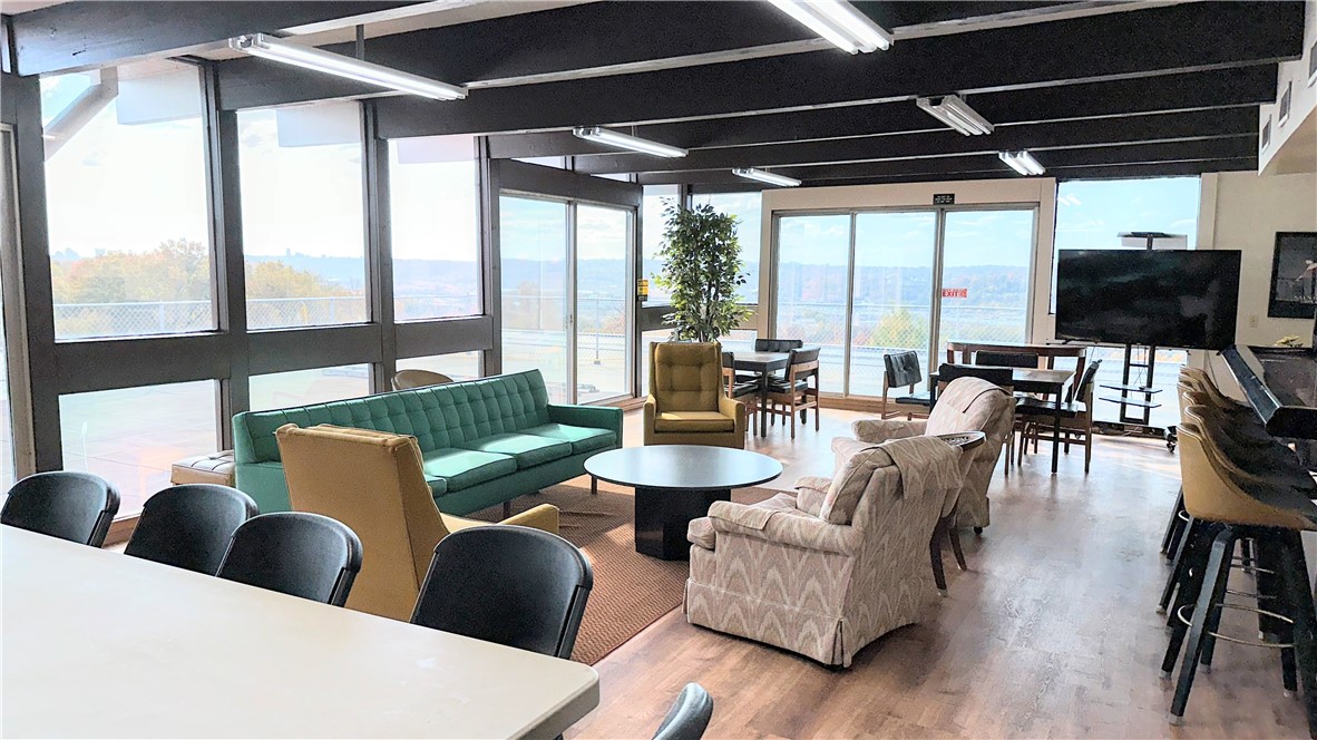 Avalon, Pennsylvania 15202, United States, 1 Bedroom Bedrooms, ,1 BathroomBathrooms,Residential,Active,34013