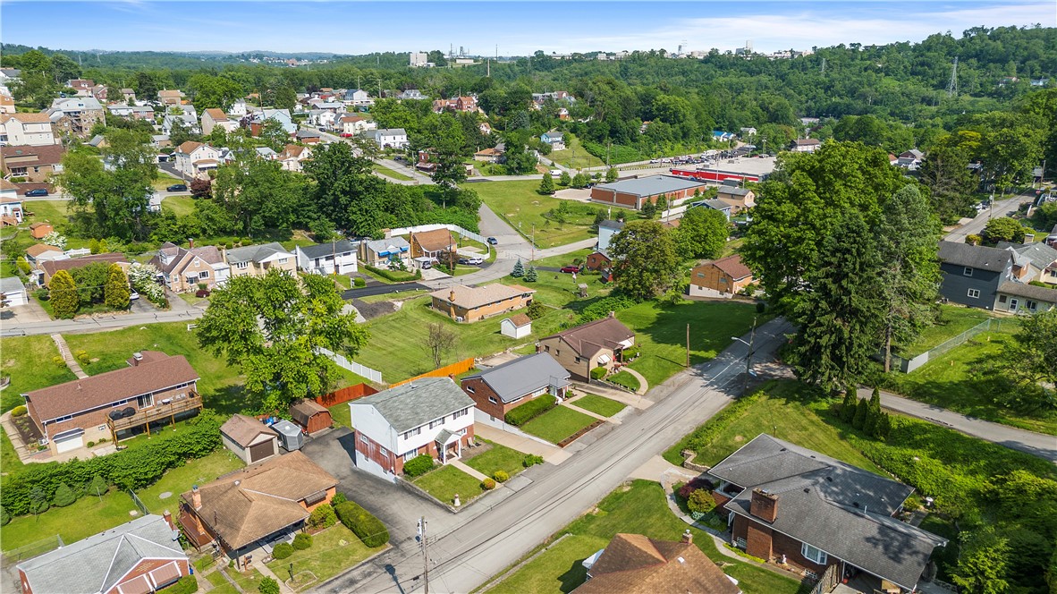 Lincoln Place, Pennsylvania 15207, United States, 2 Bedrooms Bedrooms, ,2 BathroomsBathrooms,Residential,Contingent,145944