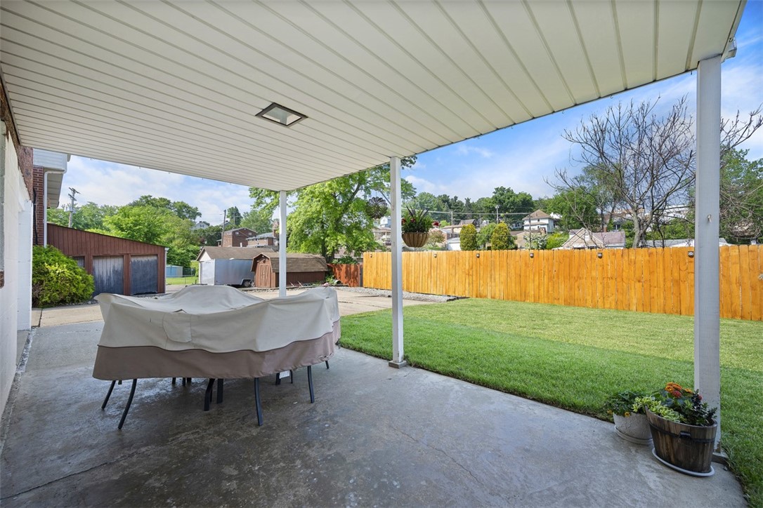 Lincoln Place, Pennsylvania 15207, United States, 2 Bedrooms Bedrooms, ,2 BathroomsBathrooms,Residential,Contingent,145944