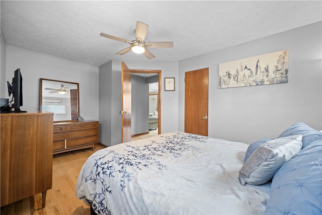 Lincoln Place, Pennsylvania 15207, United States, 2 Bedrooms Bedrooms, ,2 BathroomsBathrooms,Residential,Contingent,145944