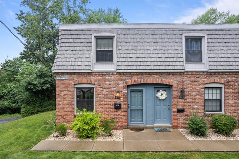 Photo for 610 Carriage Cir
