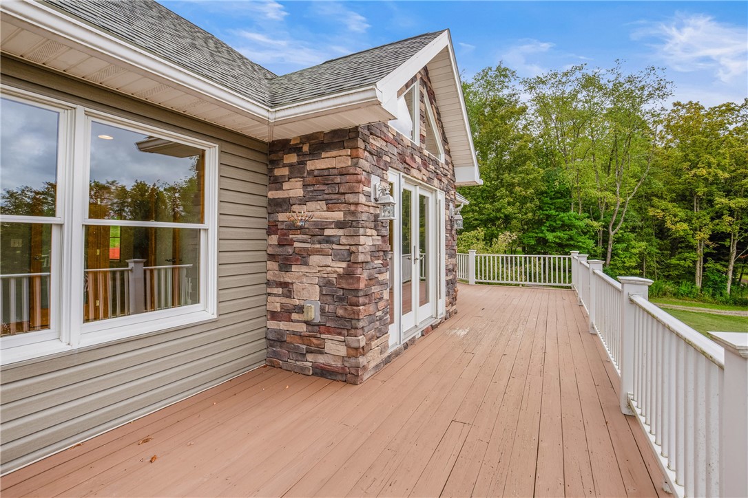 Salisbury, Pennsylvania 15558, United States, 4 Bedrooms Bedrooms, ,3 BathroomsBathrooms,Residential,Contingent,197935