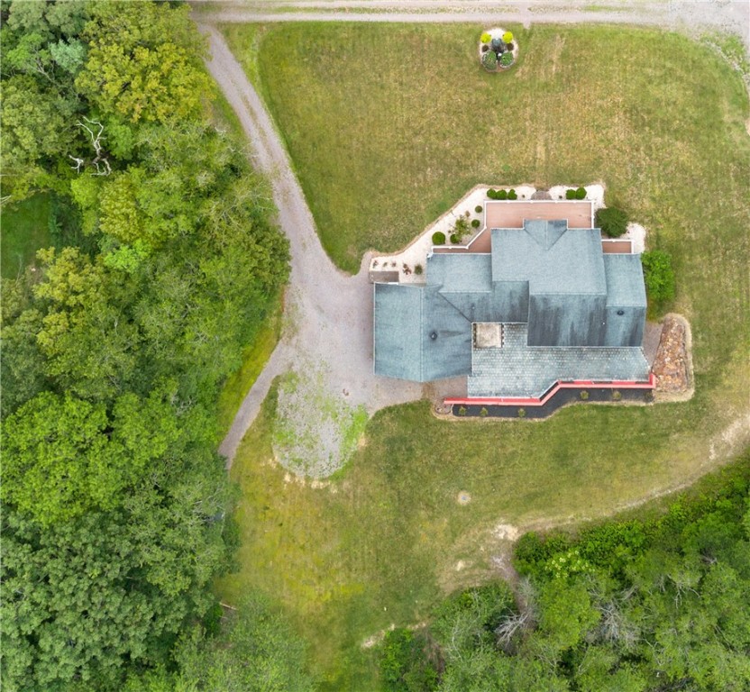 Salisbury, Pennsylvania 15558, United States, 4 Bedrooms Bedrooms, ,3 BathroomsBathrooms,Residential,Contingent,197935