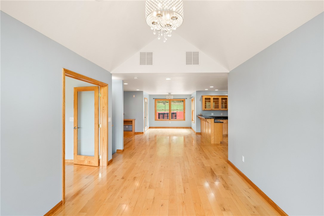 Salisbury, Pennsylvania 15558, United States, 4 Bedrooms Bedrooms, ,3 BathroomsBathrooms,Residential,Contingent,197935