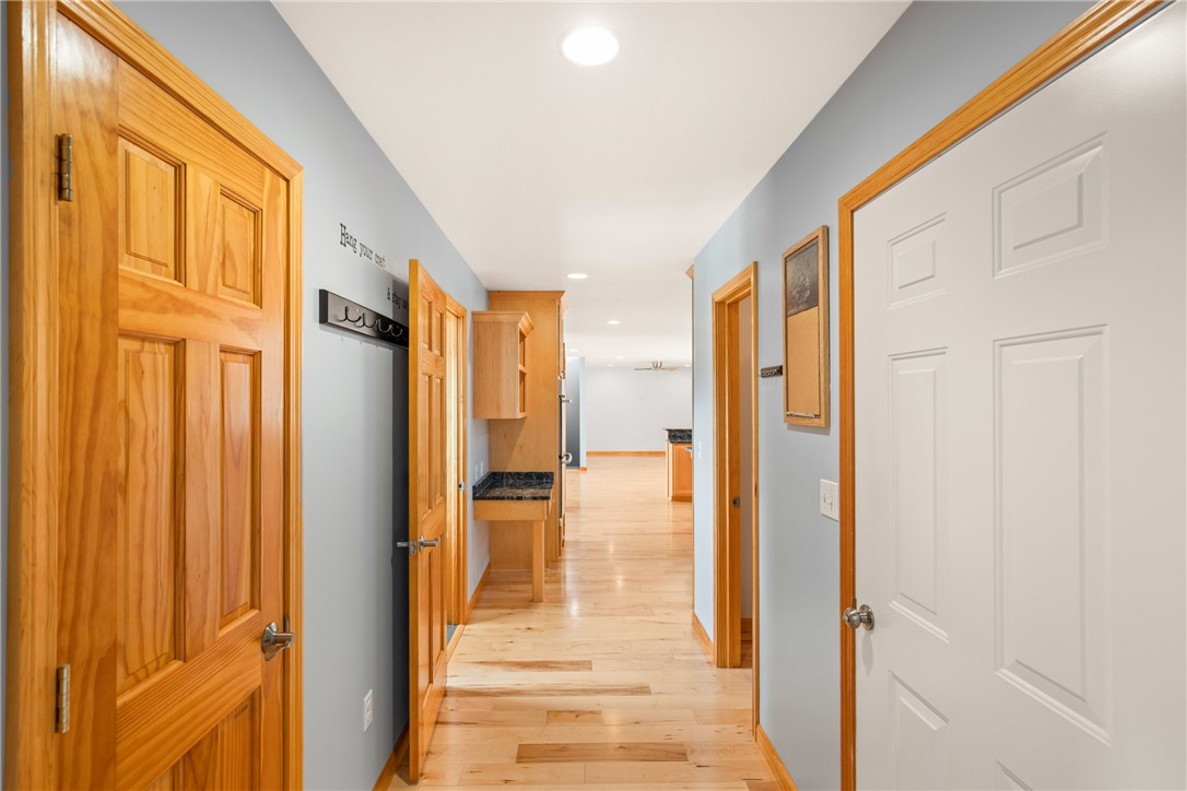 Salisbury, Pennsylvania 15558, United States, 4 Bedrooms Bedrooms, ,3 BathroomsBathrooms,Residential,Contingent,197935