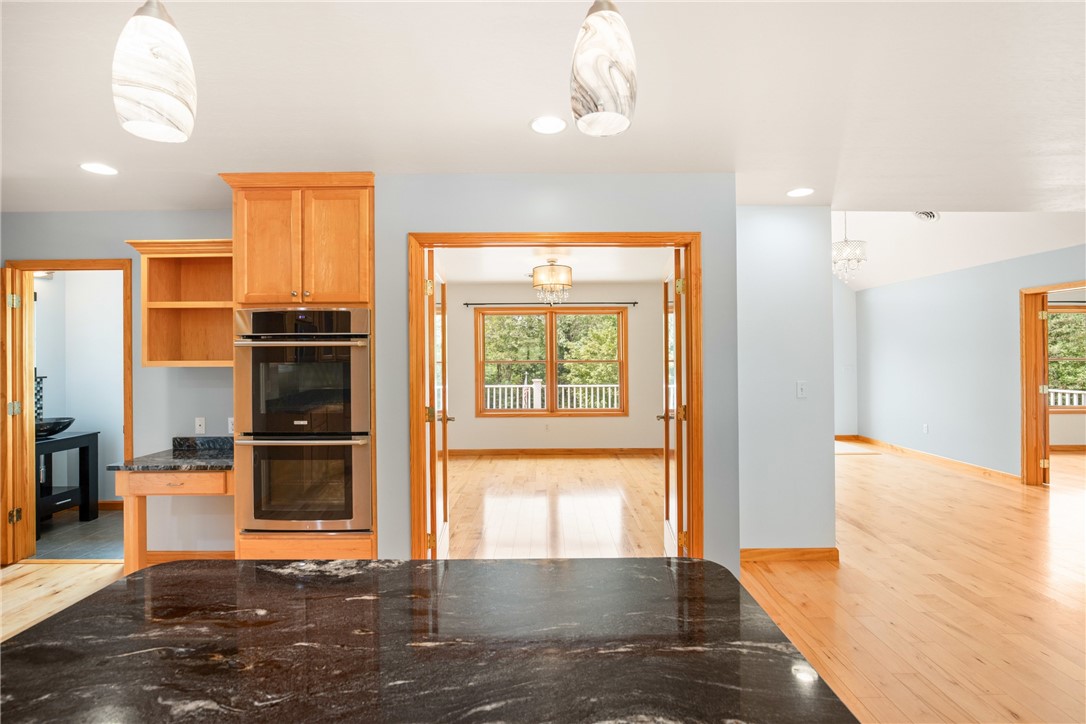 Salisbury, Pennsylvania 15558, United States, 4 Bedrooms Bedrooms, ,3 BathroomsBathrooms,Residential,Contingent,197935