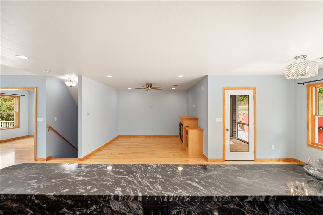 Salisbury, Pennsylvania 15558, United States, 4 Bedrooms Bedrooms, ,3 BathroomsBathrooms,Residential,Contingent,197935