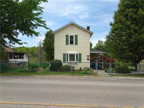 Photo for 421 Bairdford Rd