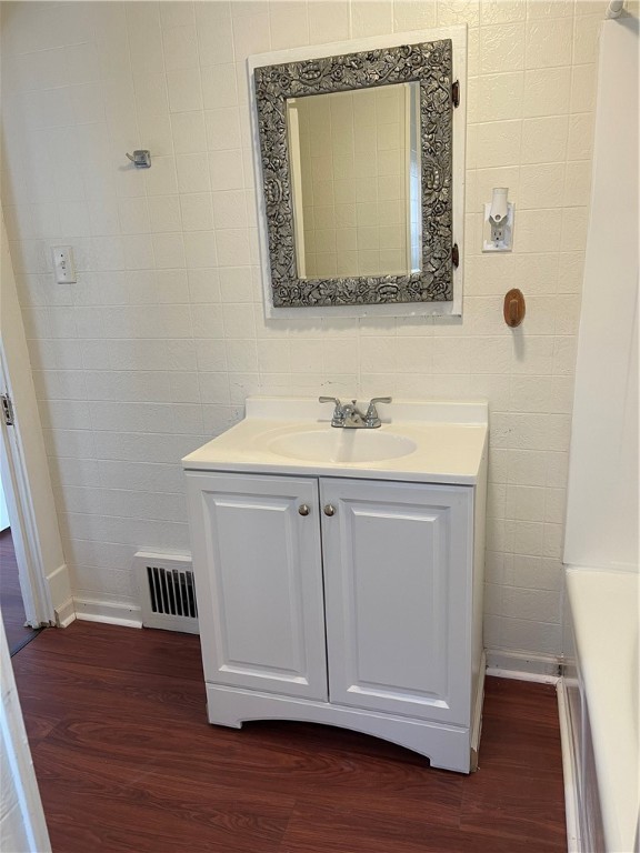 Sharpsville, Pennsylvania 16150, United States, 4 Bedrooms Bedrooms, ,2 BathroomsBathrooms,Residential,Active,253780