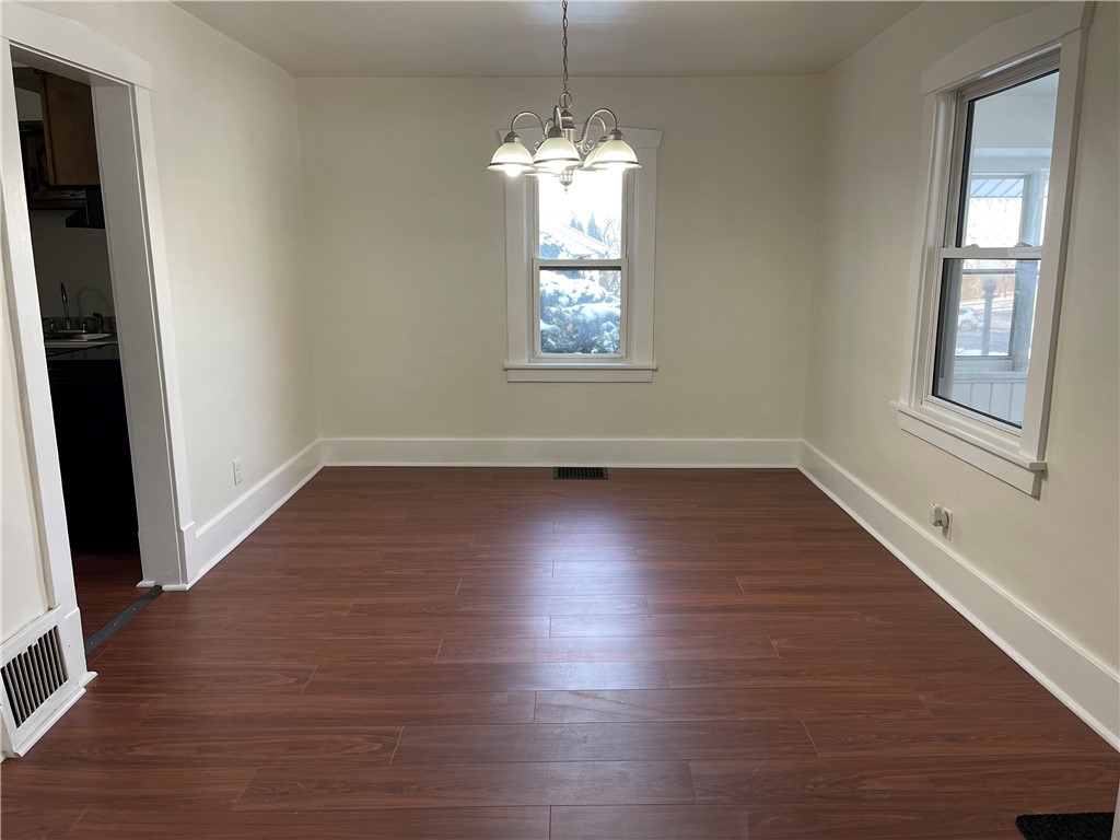 Sharpsville, Pennsylvania 16150, United States, 4 Bedrooms Bedrooms, ,2 BathroomsBathrooms,Residential,Active,253780