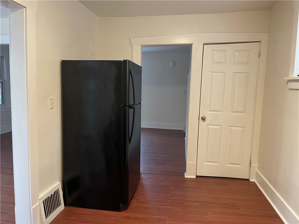 Sharpsville, Pennsylvania 16150, United States, 4 Bedrooms Bedrooms, ,2 BathroomsBathrooms,Residential,Active,253780