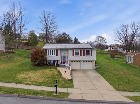 Photo of 147 Cranbrooke Dr, Coraopolis, PA 15108 (MLS # 1746257)