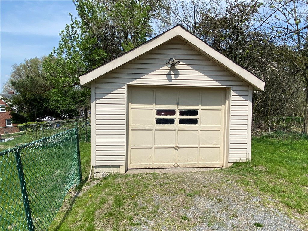 995 Forsythe Rd Rd, Carnegie, Pennsylvania image 28