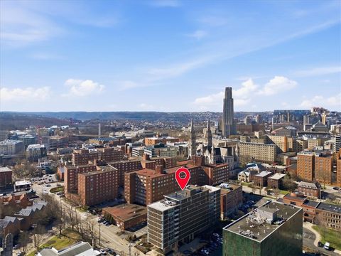 Photo of 552 N Neville St Unit C, Pittsburgh, PA 15213 (MLS # 1743089)