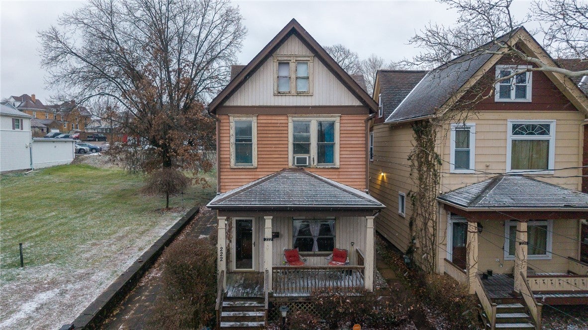 222 N 2nd St