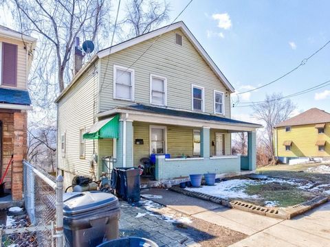 Photo of 110/112 W Midland Ave, Midland, PA 15059 (MLS # 1741584)