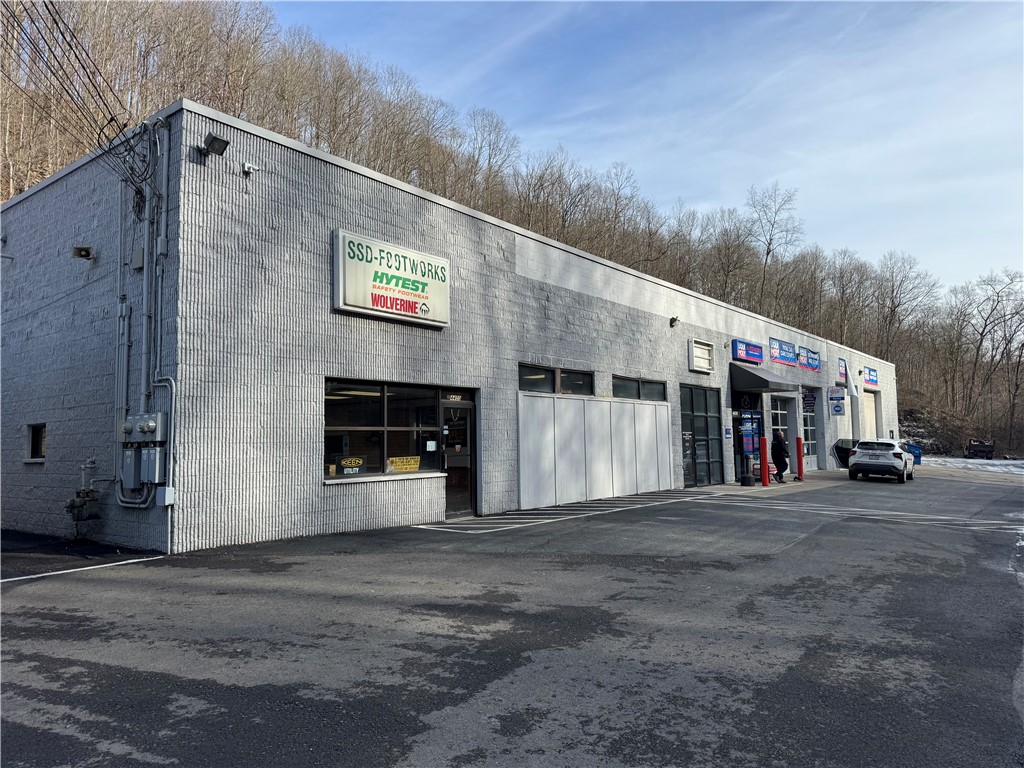 4450 Steubenville Pike