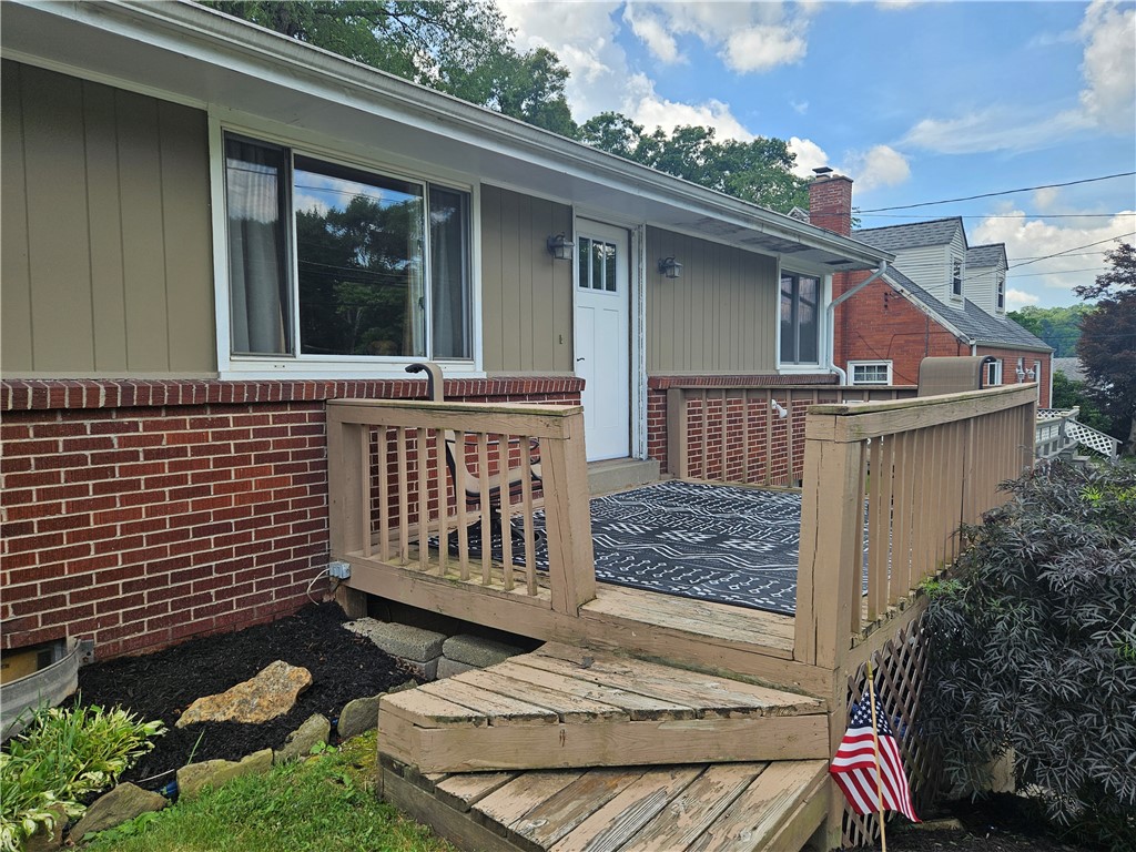 810 Burchfield Rd