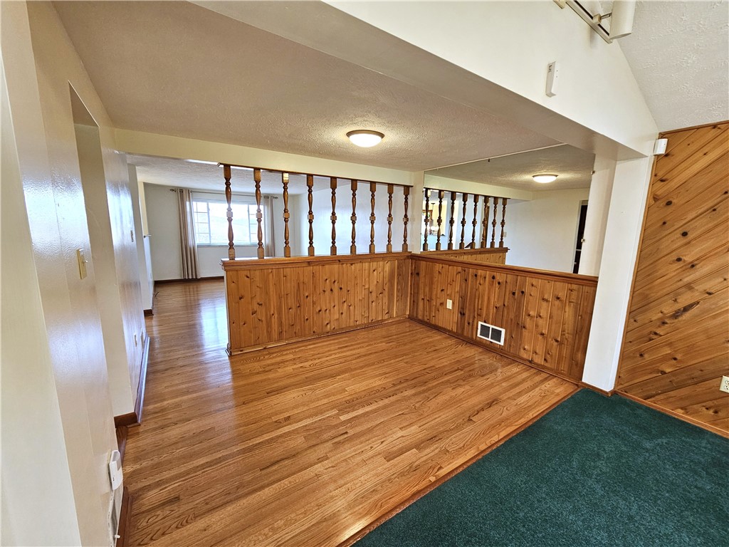 2061 The Circle Cir, Canton, Pennsylvania image 12