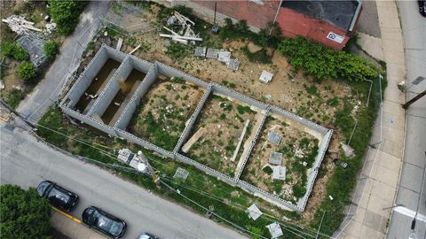 4 Alpine Ave Central North Side PA 15212