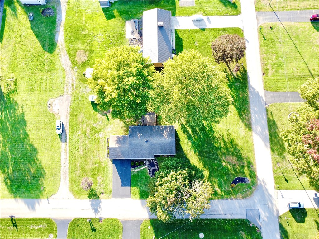 Neshannock Twp, Pennsylvania 16105, United States, 3 Bedrooms Bedrooms, ,2 BathroomsBathrooms,Residential,Active,232280