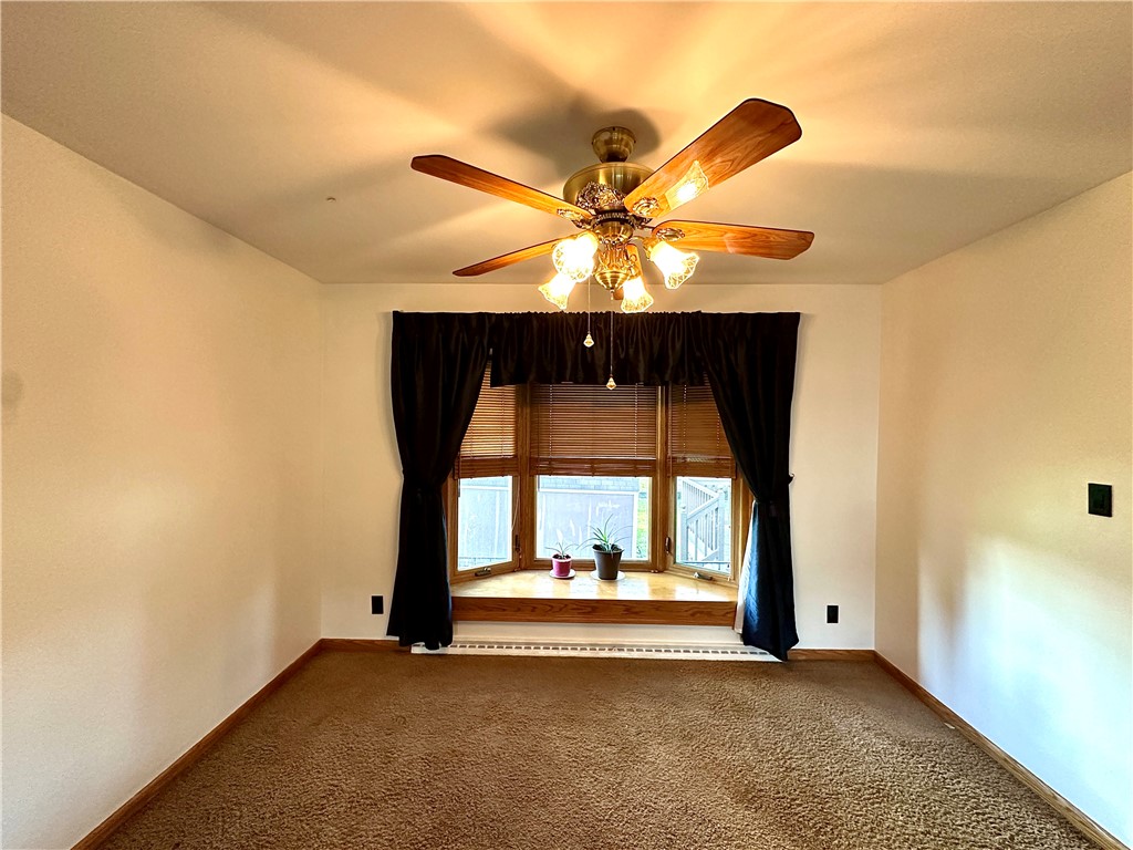 Neshannock Twp, Pennsylvania 16105, United States, 3 Bedrooms Bedrooms, ,2 BathroomsBathrooms,Residential,Active,232280