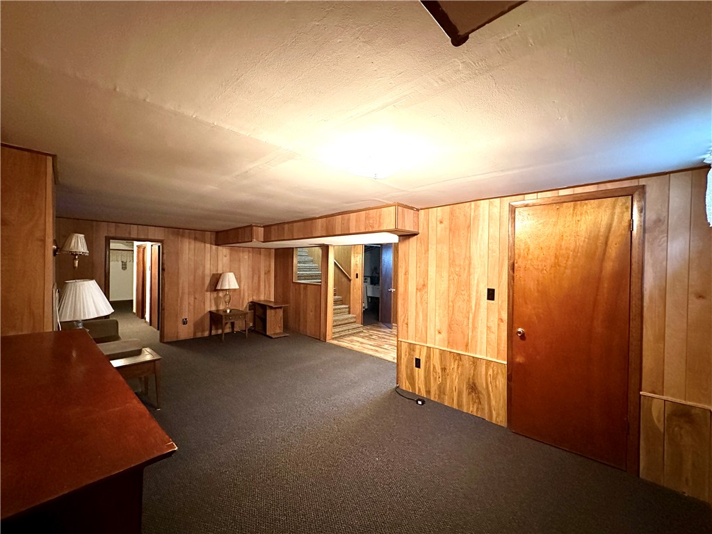 Neshannock Twp, Pennsylvania 16105, United States, 3 Bedrooms Bedrooms, ,2 BathroomsBathrooms,Residential,Active,232280