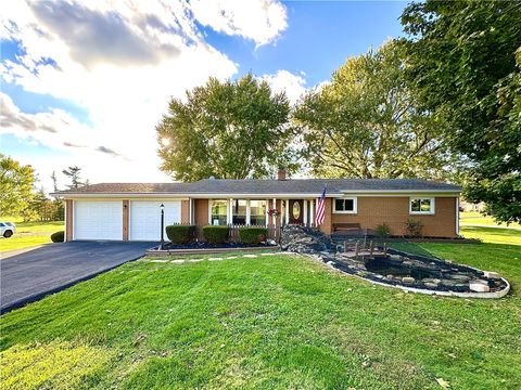 3025 Spring Garden Ave Neshannock Twp PA 16105