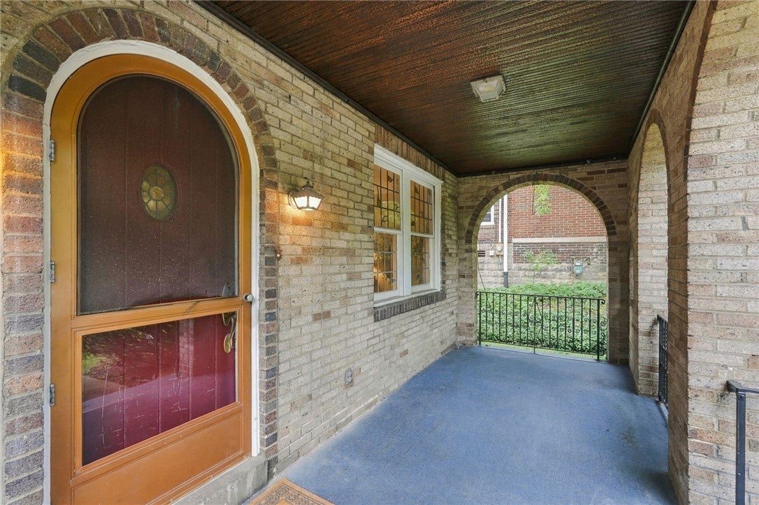 1209 Denniston Street