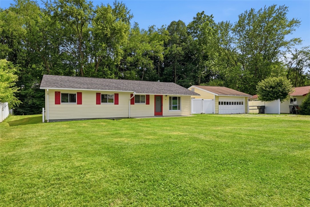 225 Sandalwood Dr