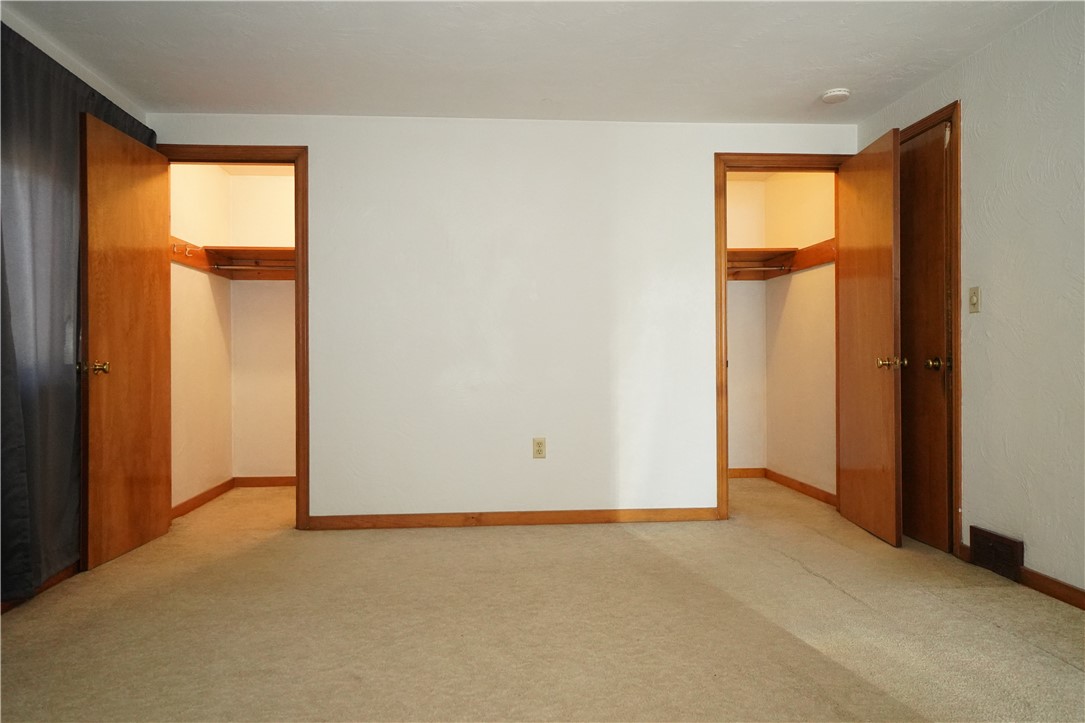 Castle Shannon, Pennsylvania 15234, United States, 3 Bedrooms Bedrooms, ,3 BathroomsBathrooms,Residential,Active,43334