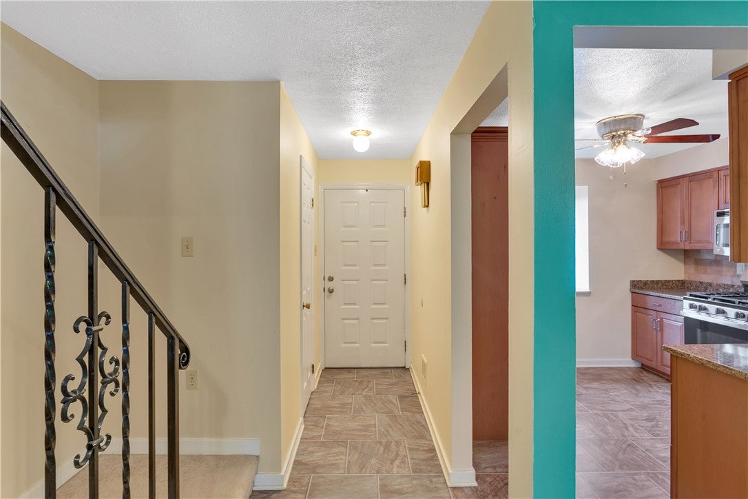 303 Olde Ingomar Ct