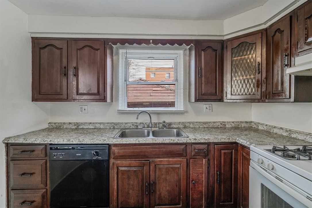 609 Thompson Ave Ave, Clairton, Pennsylvania image 9