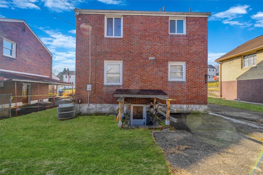 609 Thompson Ave Ave, Clairton, Pennsylvania image 46