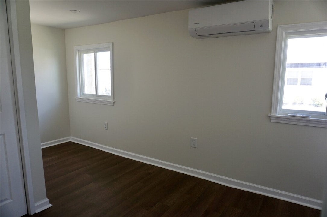 11 E. Amanda Ave