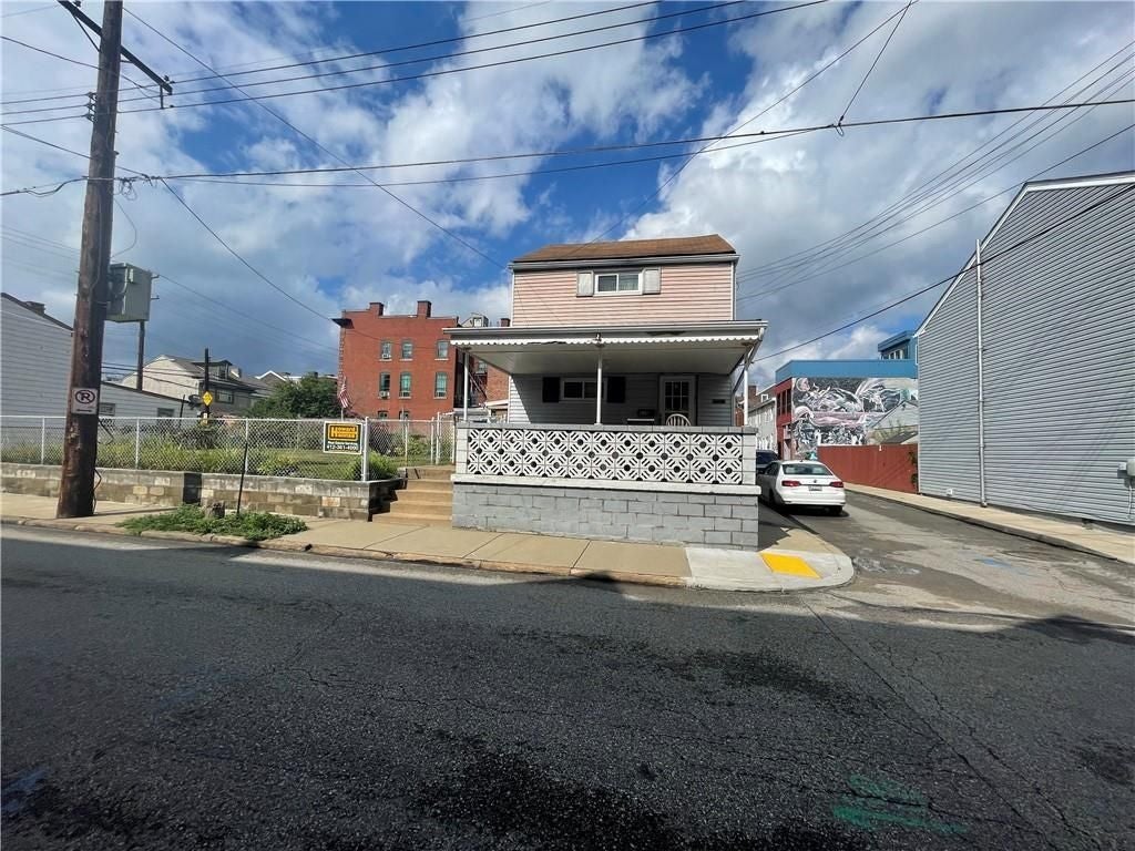 167-175 48th Street & 4807 Blackberry Way
