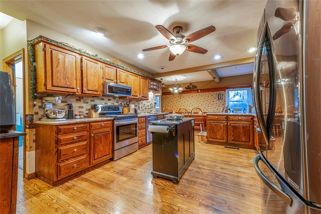 3188 Perry Hwy