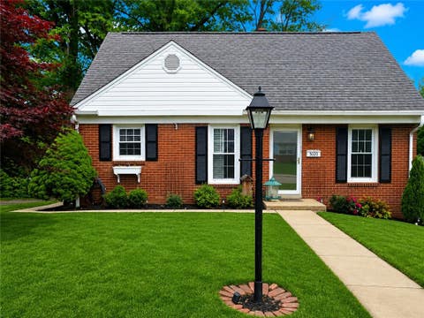 Homes For Sale - 5020 Clifton Drive<br/> Beaver County, Aliquippa, PA 15001