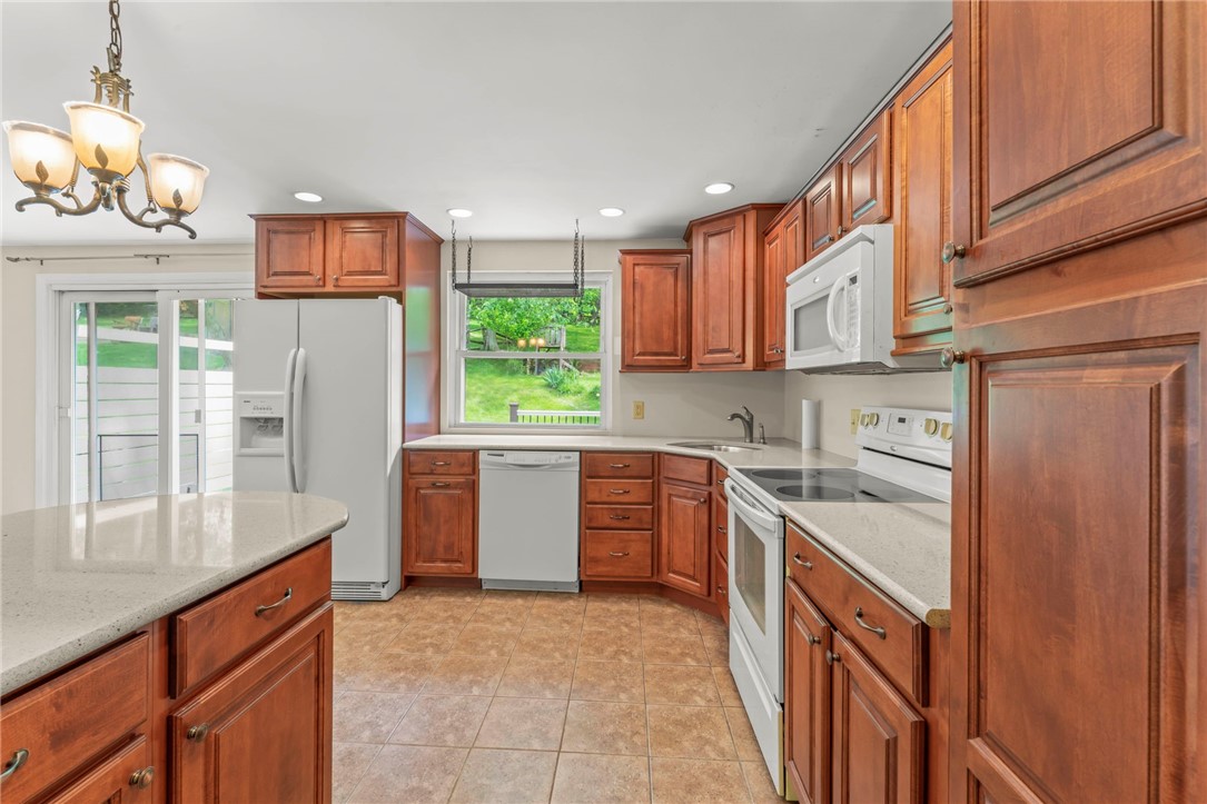 344 Fruitwood Dr. Dr, Bethel Park, Pennsylvania image 6
