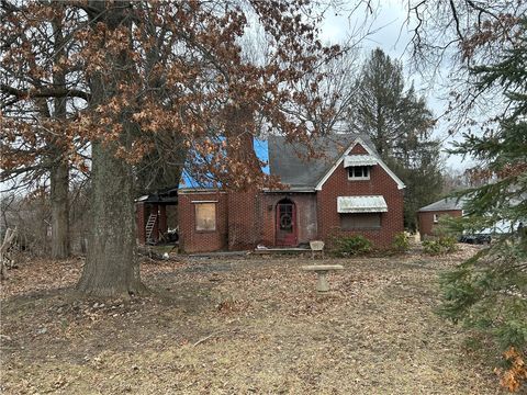 Photo of 1832 S Eighty Eight Road, Greensboro, PA 15338 (MLS # 1741046)