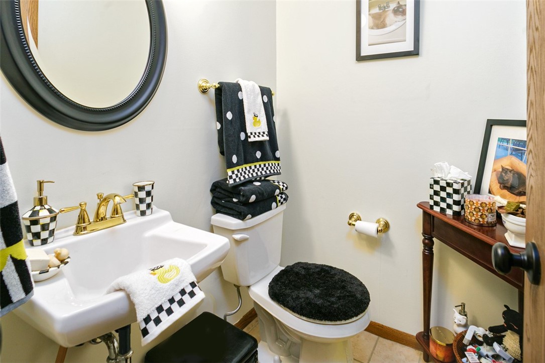 129 Commons Drive Dr, Oakmont, Pennsylvania image 11