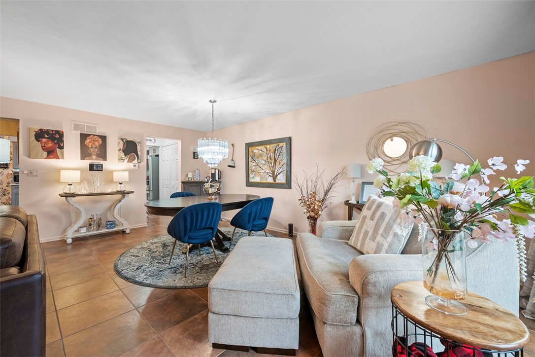 417 Glendale Court, Monroeville, Pennsylvania image 9