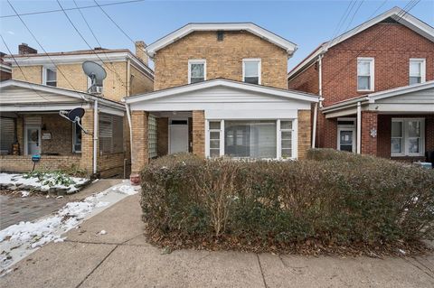 Photo of 2012 Dellrose St, Pittsburgh, PA 15210 (MLS # 1733472)
