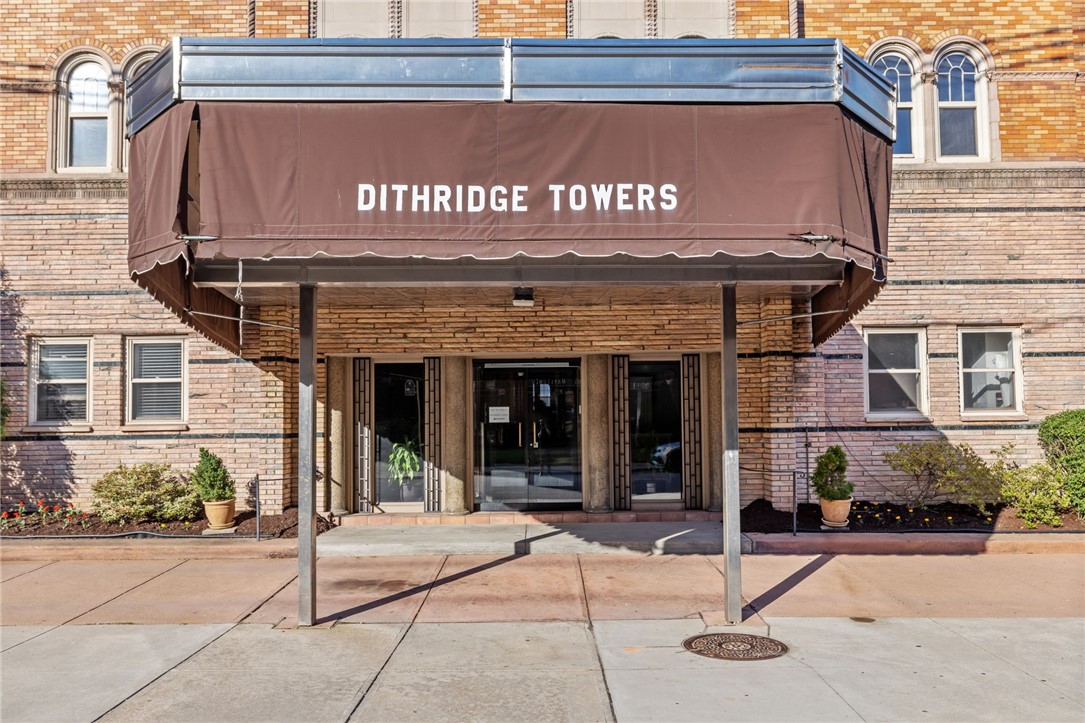 144 N Dithridge St St #704, Oakland, Pennsylvania image 2